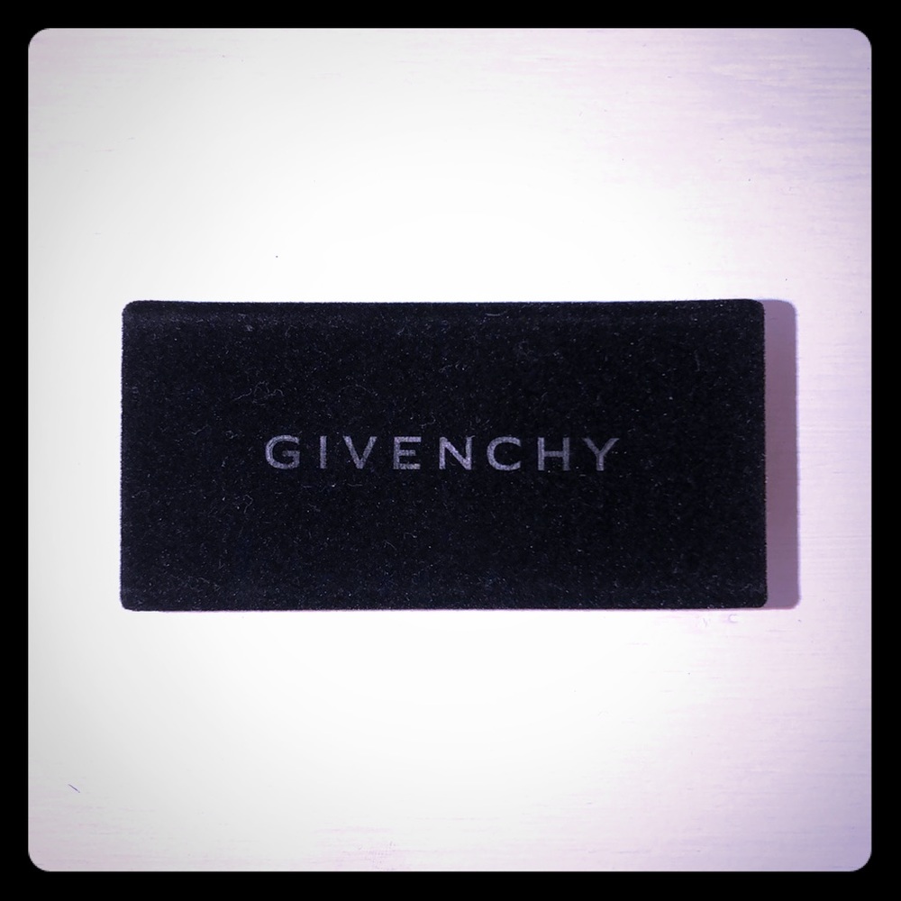 COPY - Velvet Givenchy lipstick case